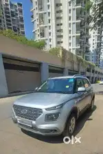 Hyundai Venue Oct 2021 almost new driven less than 15 thousand