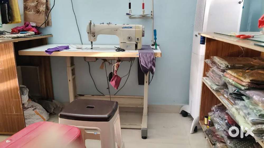 Counter table with attached storage