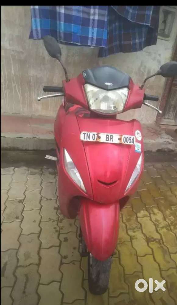Hero maestro 2012 model good condition
