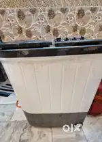 Whirlpool semi automatic washing machine 9kg