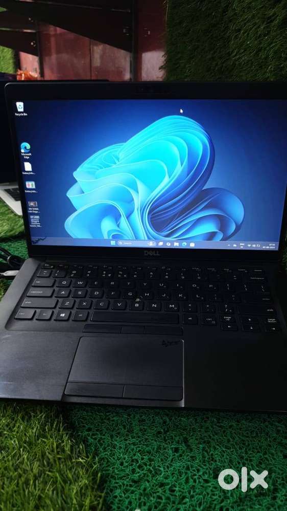 Renewed Dell Laptop [Latitude 5400] Core i5-8thGen SSD 256GB RAM 8GB