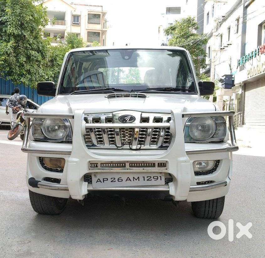 Mahindra Scorpio 2009-2014 VLX 2WD AIRBAG AT BSIV, 2011, Diesel