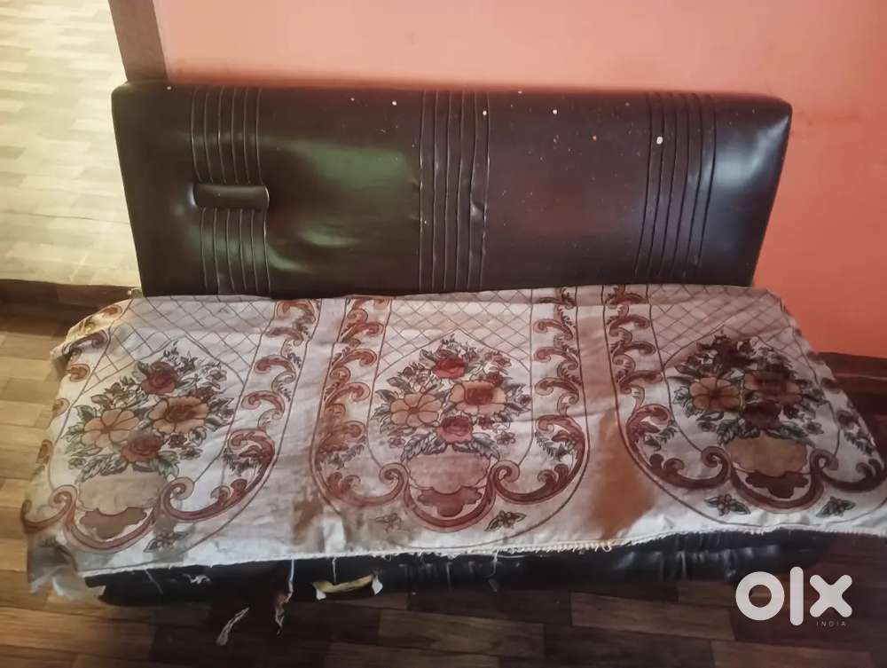 Old Sofa for sell