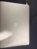 Macbook Air (13-inch,2017) very good condition