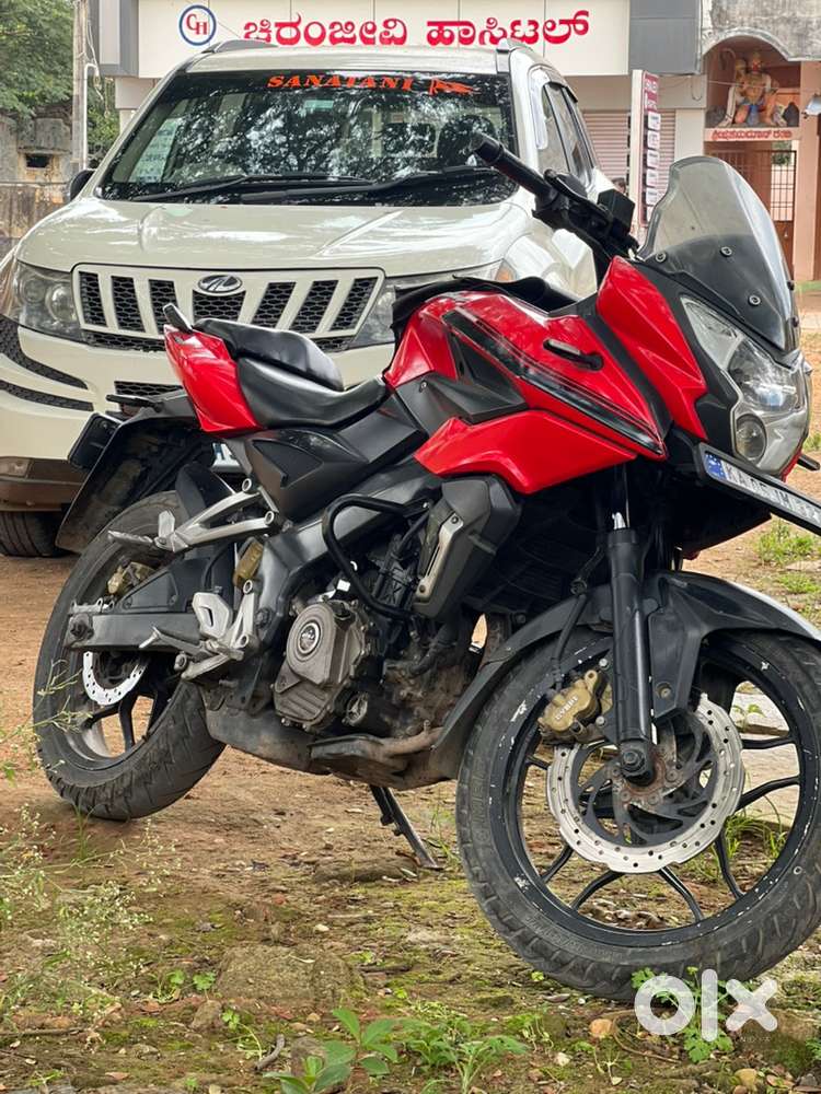 Pulsar as 200 very good condition