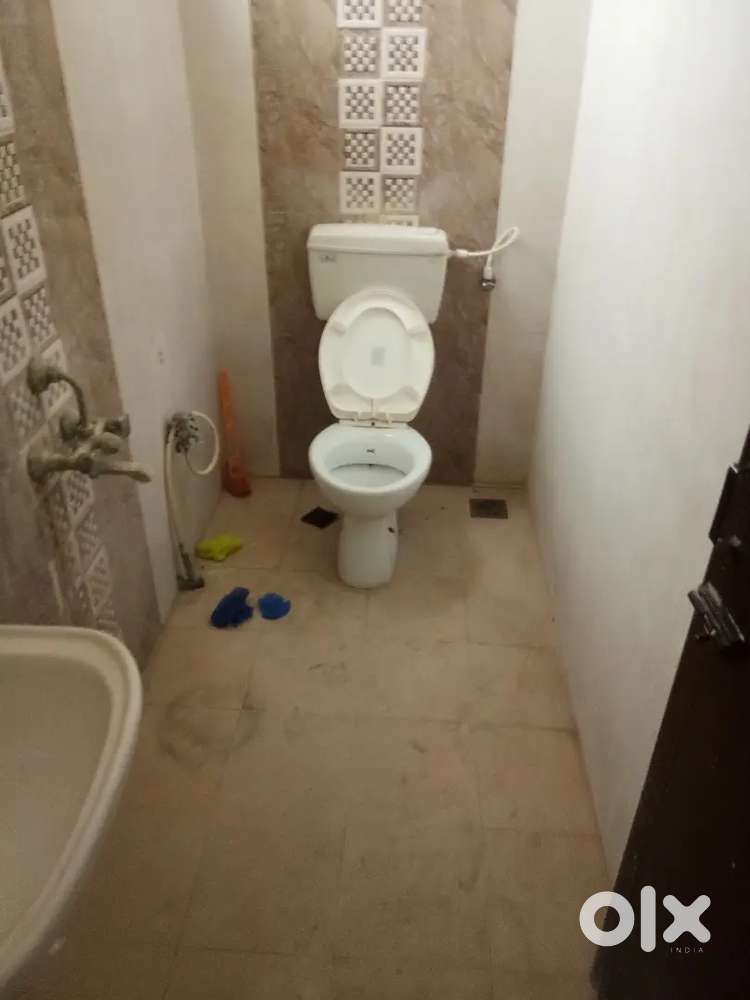 2bhk house for lease in arul murugan nagar kattupakkam