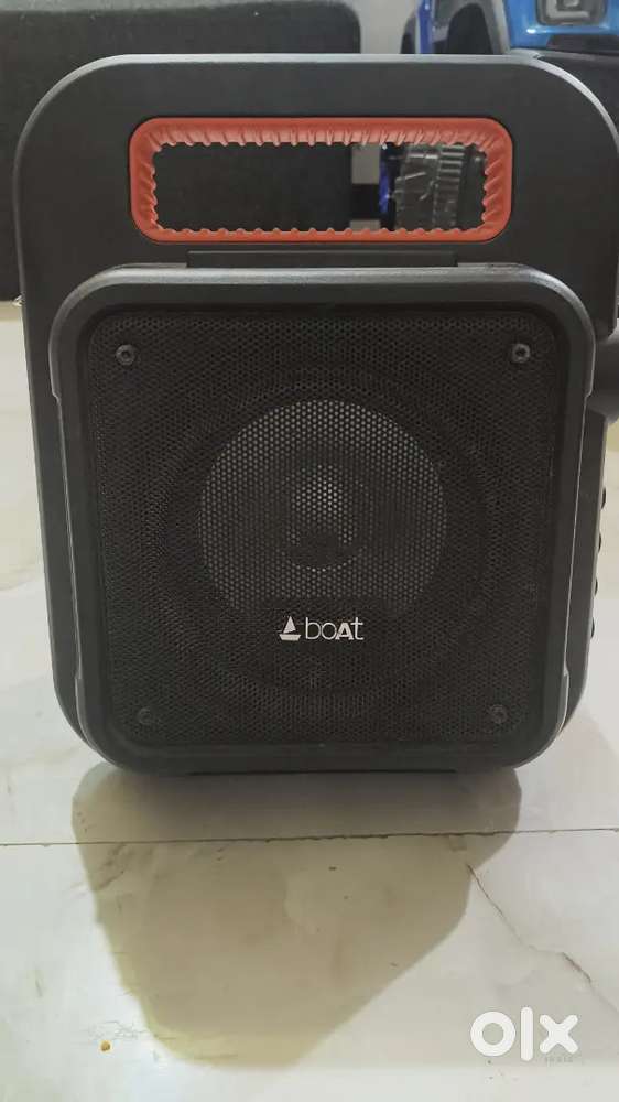 Four branded working speaker for sell