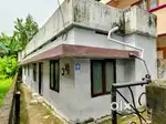 ഒറ്റ നില പഴയ ടെറസ് വീട് പട്ടം.