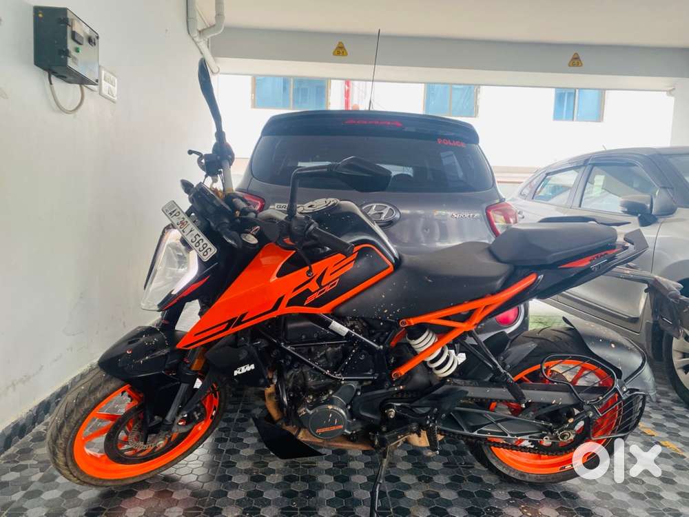 Ktm duke 200