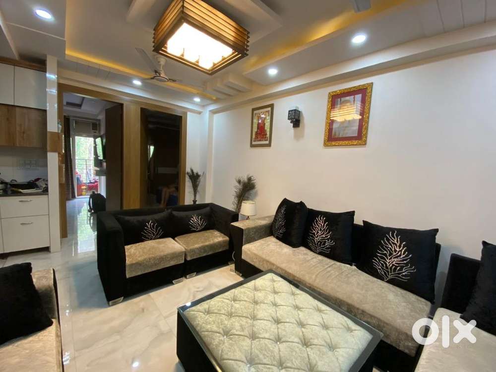 2Bhk 1050sq.ft Falt In Noida 104 Close blue line metro