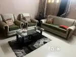 5-seater sofa set (3+1+1) in excellent condition