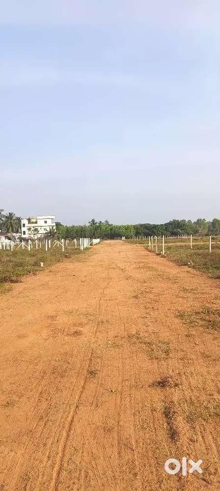 కూర్మనపాలెం దగ్గర్లో స్టీల్ ప్లాంట్ & AMTZ కంపెనీ దగ్గర్లో ప్లాట్స్