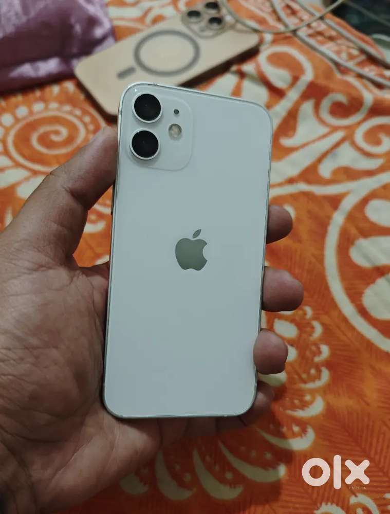 Iphone 12 Mini 64GB in as good as new condition