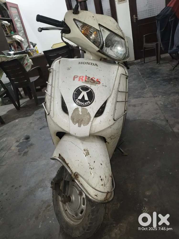 Urgent sell activa scooty