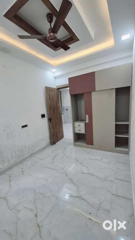 2 BHK SOCIETY FLAT NOIDA EXTN SEC 1