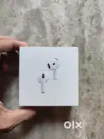 New Airpods 4
