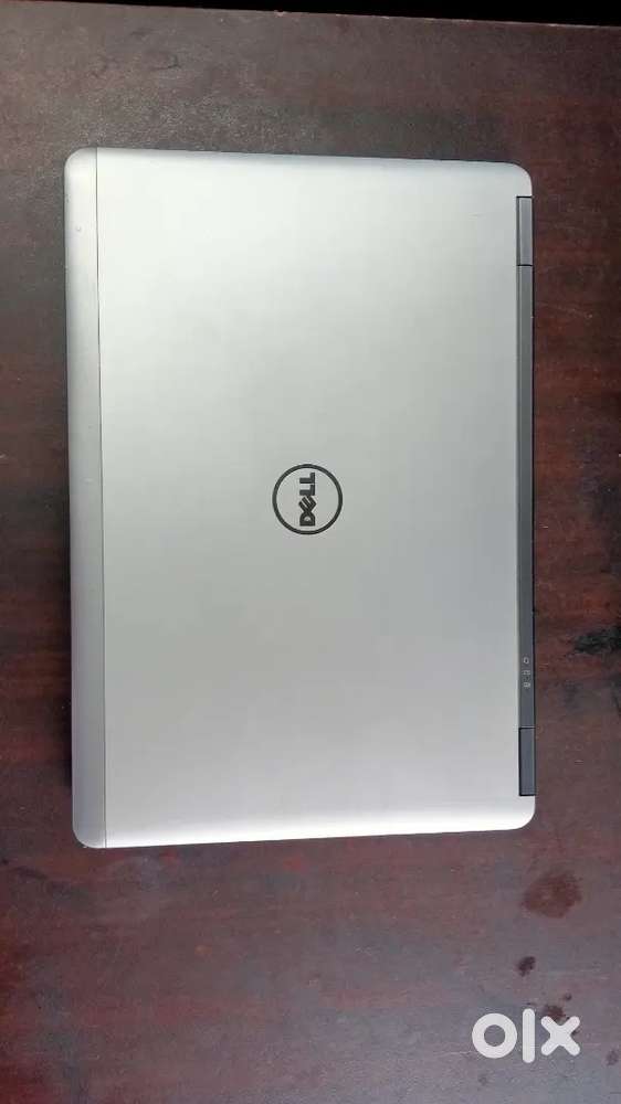 Dell dell latitude 7440 slim model (clean condition)
