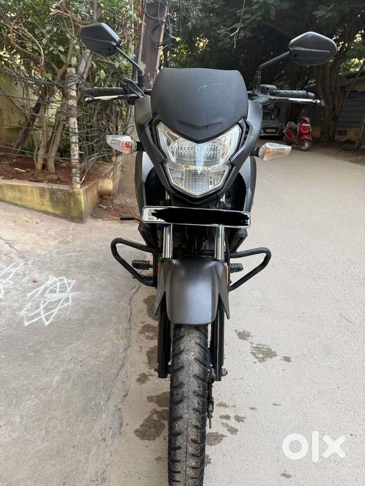 No Other parts are added no Part Replaced minor scratches on head ligh