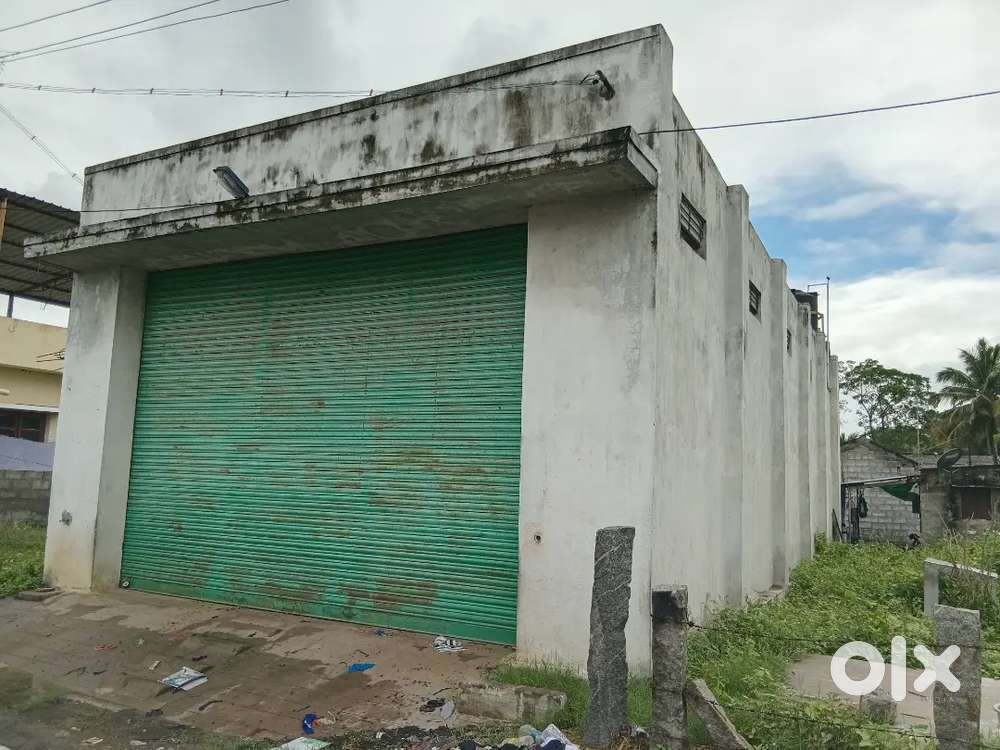 Space suitable for stock godown, garments unit in avanashi