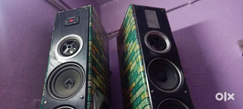 Sound bar pair