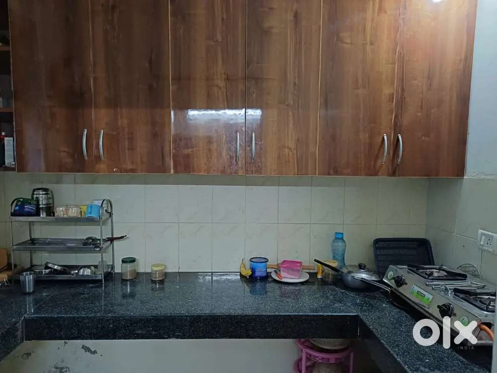 One room (PG) for working men/women (fully furnished)