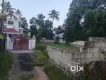 പരവൂർ ജംഗ്ഷനിൽ വസ്തു വില്പനക്ക്