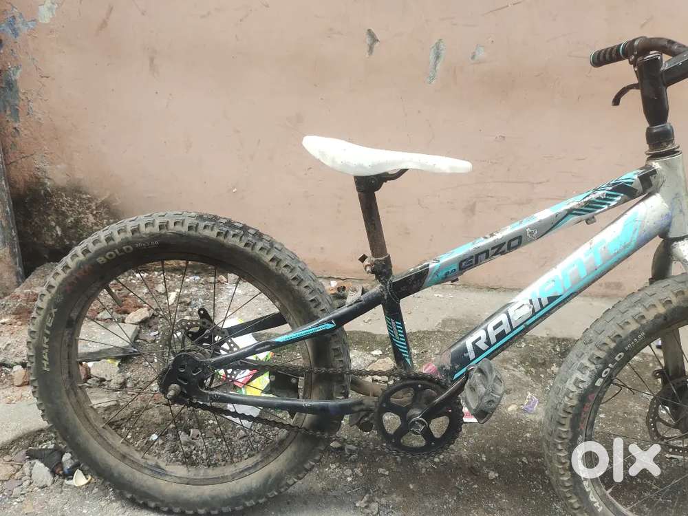 Urgent sale price 1900