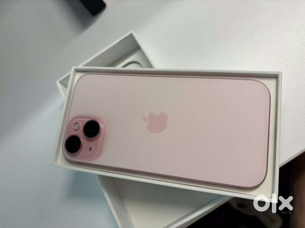 Selling My iPhone 15 Used Like New, 98% Battery Health Variant 128 GB.