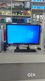 FULL DESKTOP SET LENOVO TINY CPU WITH 32INCH NEC MONITOR