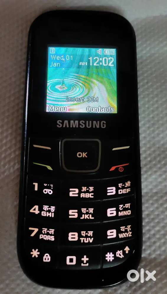 Keypad phone samsung with charger
