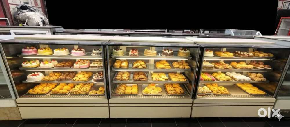 Bakery cake sweet display counter