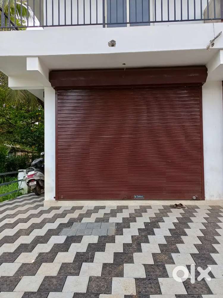 200 sq feet shop for rent in poochakkal town