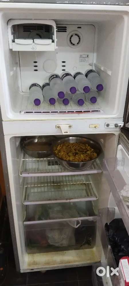 Fridge 5 star double door.