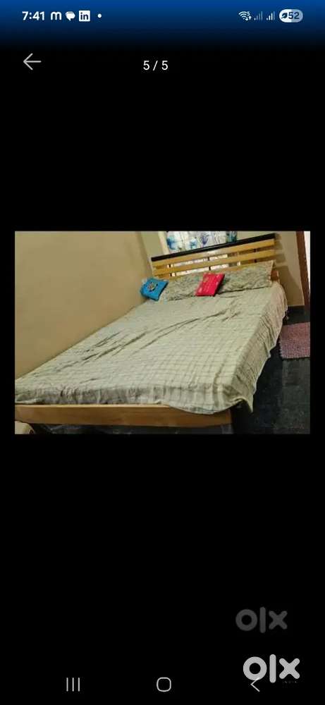 Bed 6*5 feet new condition