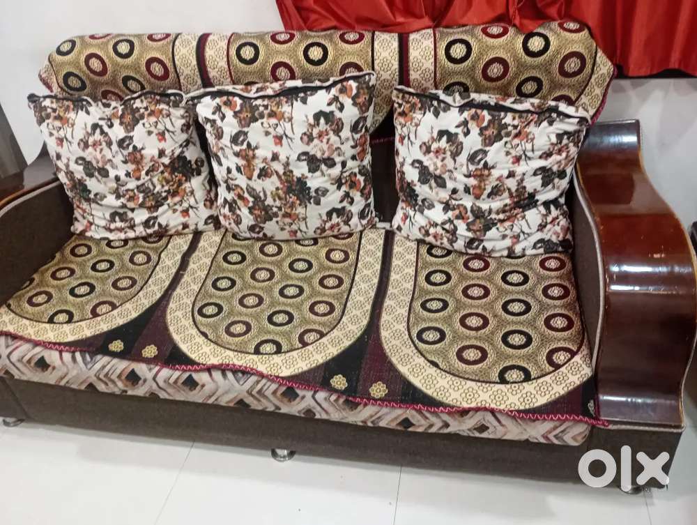 5 seater sofa