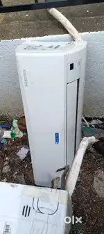 Ac Technician with low price service gas  filling with low price