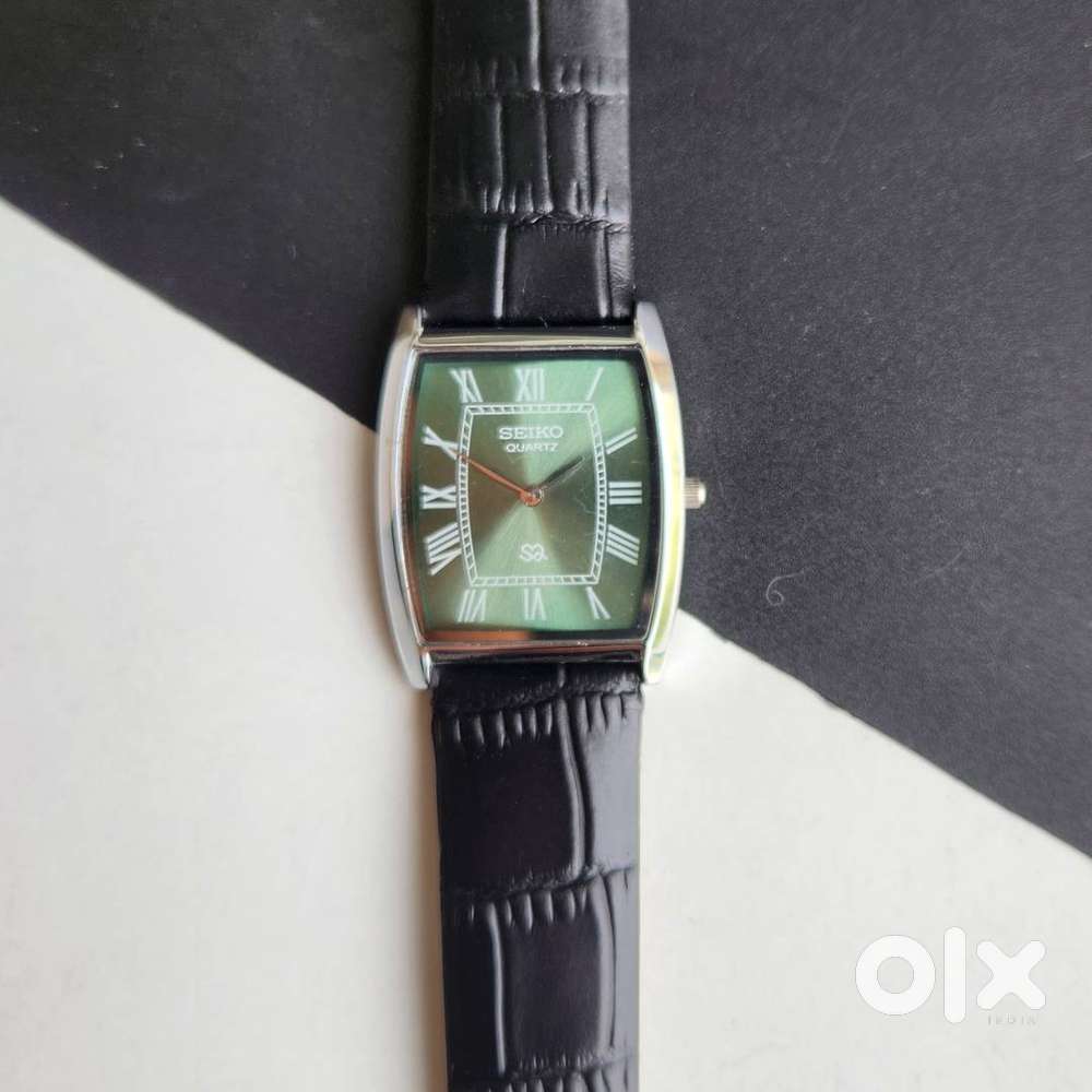 Quartz Seiko Slim Green Face Barrel Men's Watch