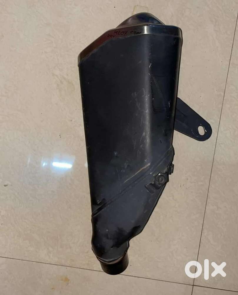 Kawasaki Z900 oe exhaust can sale . BS6