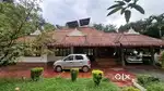 Muvattupuzha  near Pothanikadu 11 years old house for scale