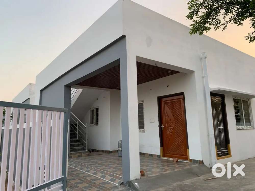 HOUSE AT FLAT Price @64Lakhs 183 Sqyd House