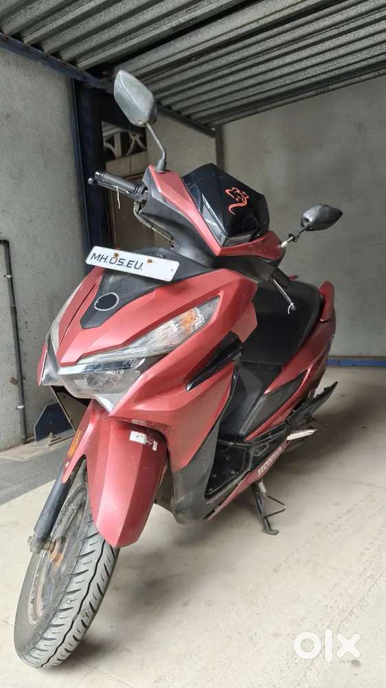 Honda Grazia Scooty 125 Disc Top Model - Red