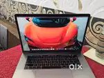 Apple Macbook Pro i7/16/256gb/3.5Gb Graphics  15inch Retina Touchbar