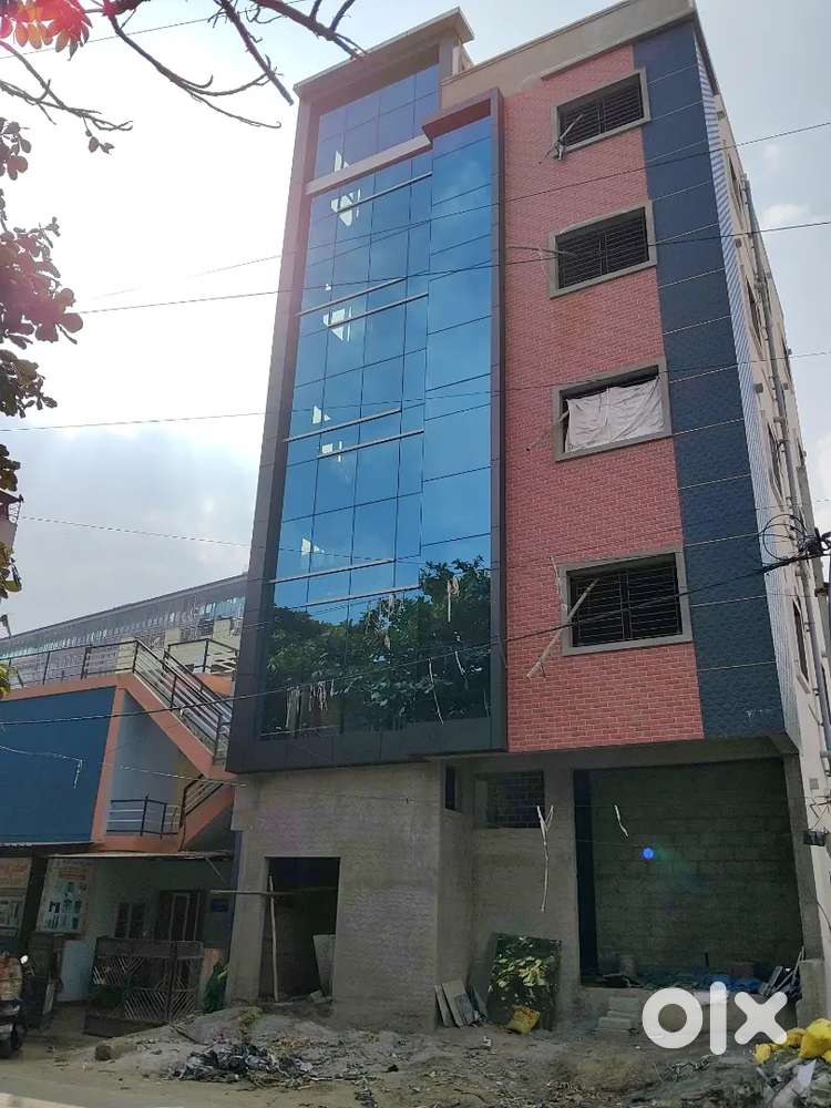 Commercial PG building