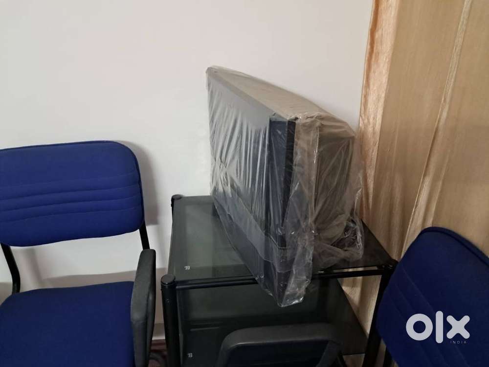 A sansui TV in mint condition, still packeg, used it for few days only