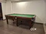 POOL TABLE