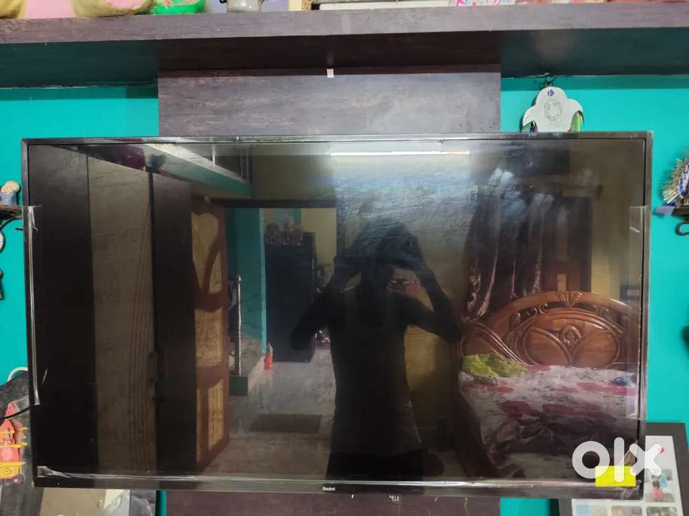 43 INCHI 4K FULLHD LED TV.  REDMI.MI. COMPANY