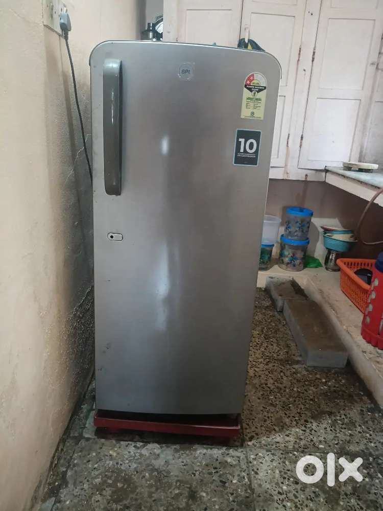 BPL Refrigerator urgent sell