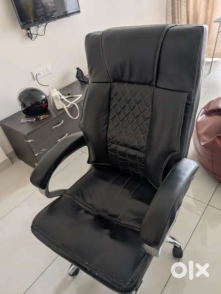 Boss Office Chair