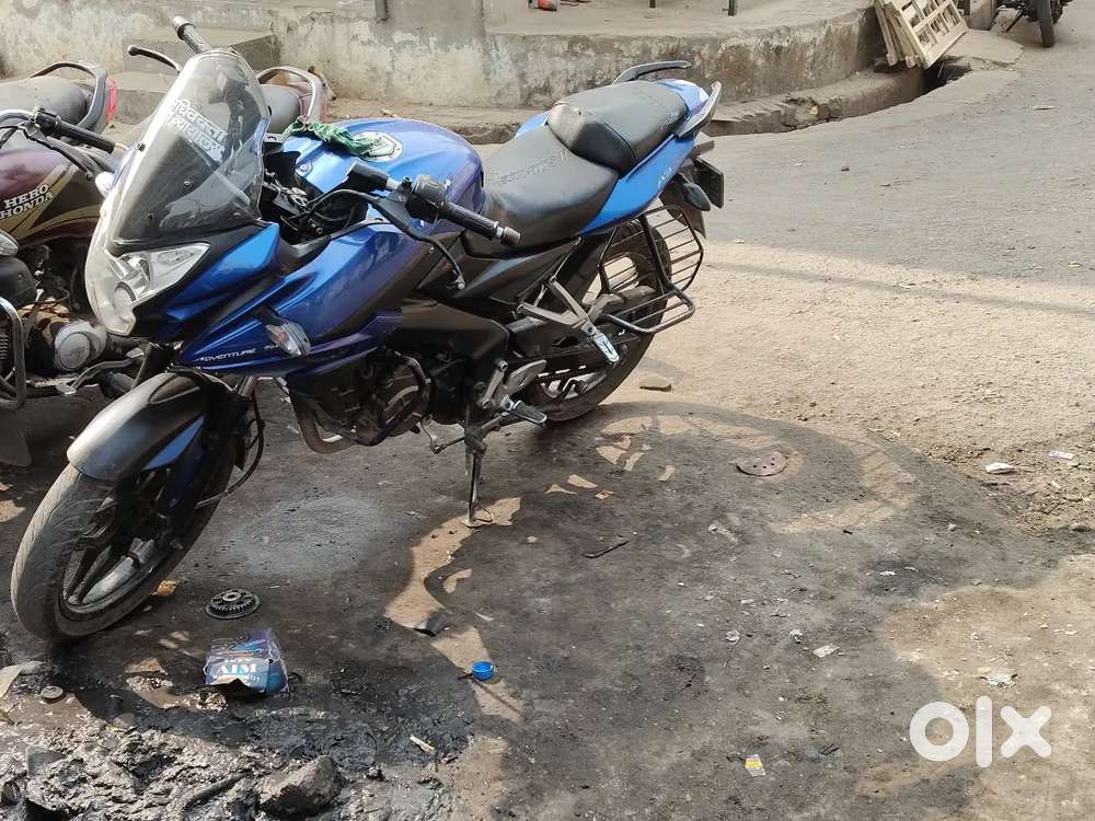 Pulsar AS 150 is in good condition