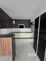 3 BHK fully furnished spacious flat for sale in Manjalpur Tulsidham